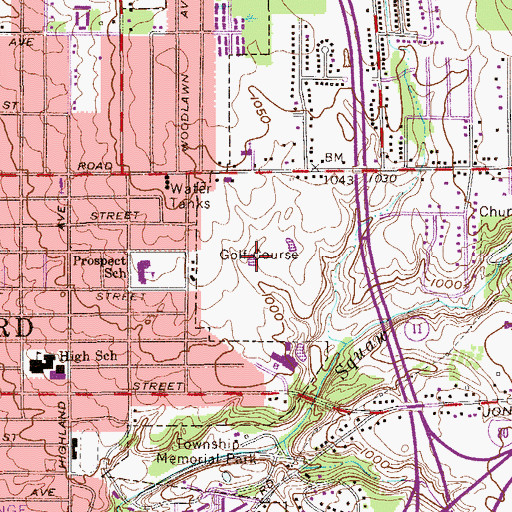 Topographic Map of Mahoning Golf Course, OH