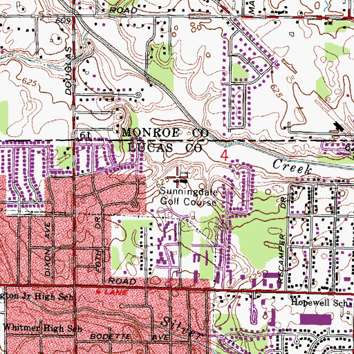 Topographic Map of Tamaron Country Club, OH