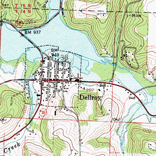 Topographic Map of Dellroy Elementary School, OH