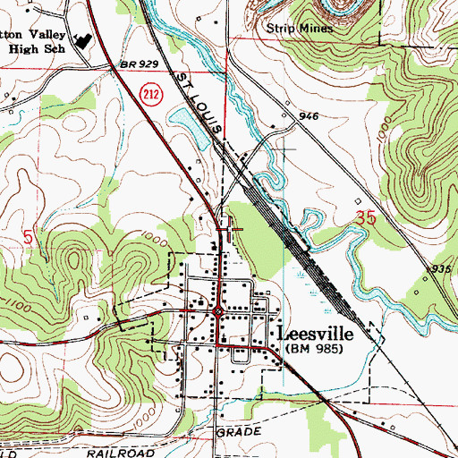 Topographic Map of Leesville Cemetery, OH