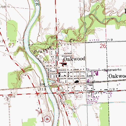 Topographic Map of Oakwood Elementary School, OH