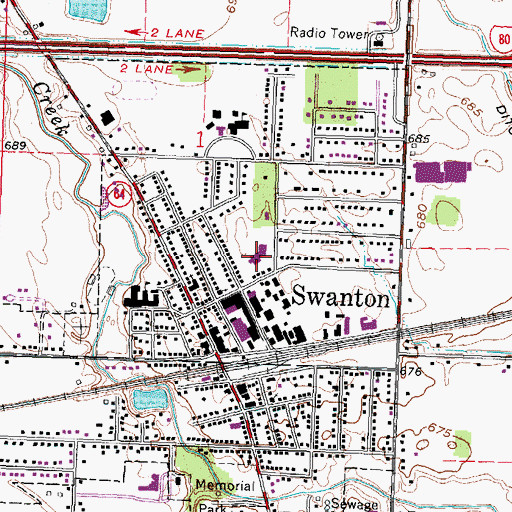 Topographic Map of Crestwood Elementary School, OH