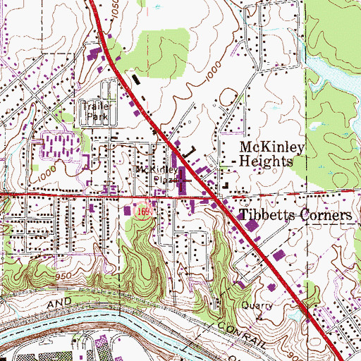Topographic Map of Pine Tree Place Shopping Center, OH