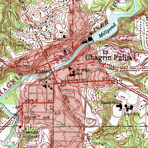 Topographic Map of Chagrin Falls Middle School, OH