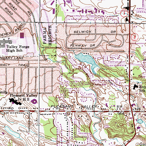 Topographic Map of Royalview Park, OH