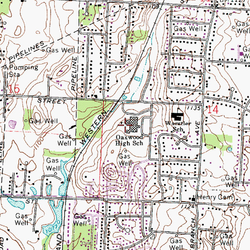 Topographic Map of Oakwood High School, OH
