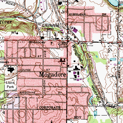 Topographic Map of Mogadore High School, OH