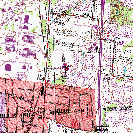 Topographic Map of Edwin H Greene Intermediate School, OH