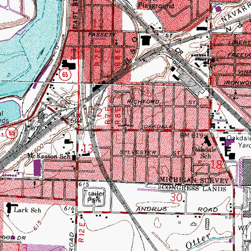 Topographic Map of Oakdale United Methodist Church, OH