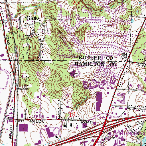 Topographic Map of Robert E Lucas Intermediate School, OH
