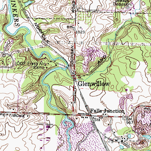 Topographic Map of Glenwillow, OH