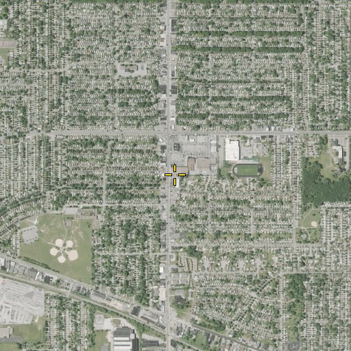Aerial/Satellite Image of Lee-Judson Plaza Shopping Center, OH