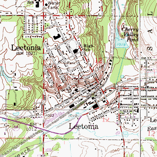 Topographic Map of First Presbyterian Church of Leetonia, OH
