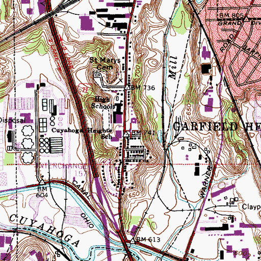 Topographic Map of Cuyahoga Heights Public Hall, OH
