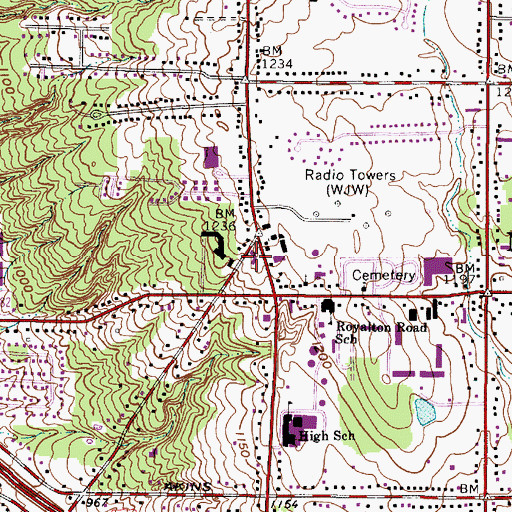 Topographic Map of North Royalton City Hall, OH