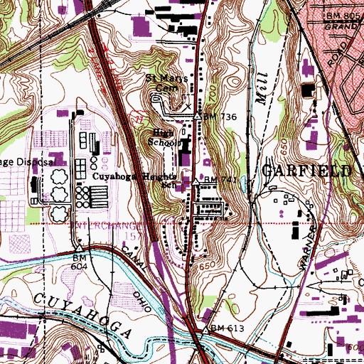 Topographic Map of Cuyahoga Heights Elementary School, OH