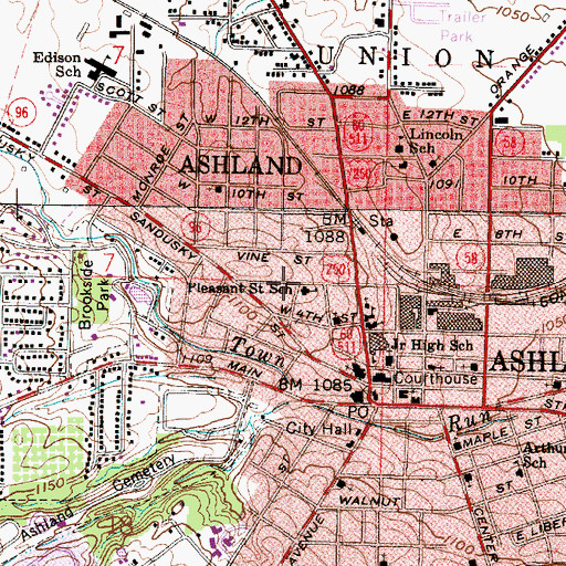 Topographic Map of Pleasant Street Elementary School, OH