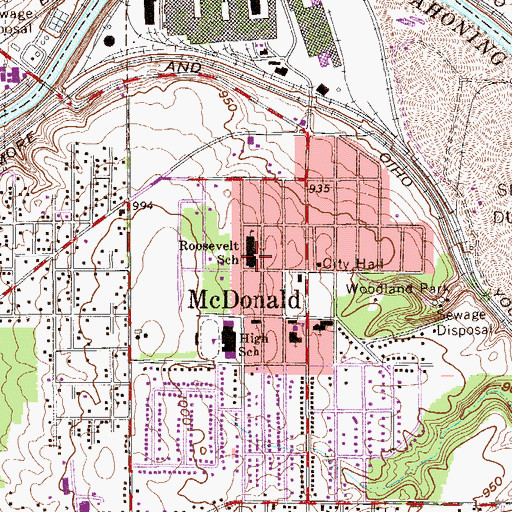Topographic Map of Roosevelt Elementary School, OH