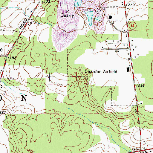 Topographic Map of Chardon Airfield (historical), OH