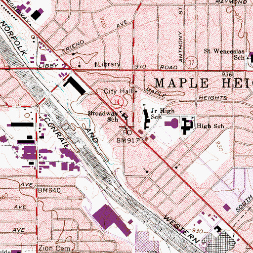 Topographic Map of Maple Heights Post Office, OH