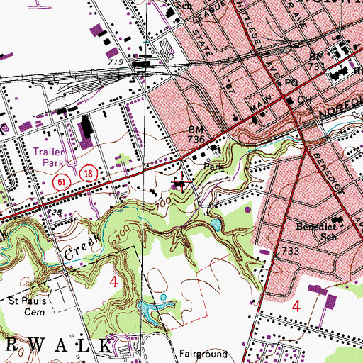 Topographic Map of Pleasant Elementary School, OH