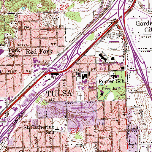 Topographic Map of Clinton Middle School, OK