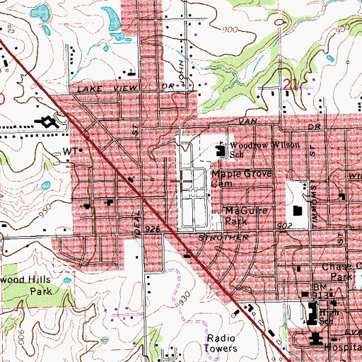 Topographic Map of Maple Grove Cemetery, OK