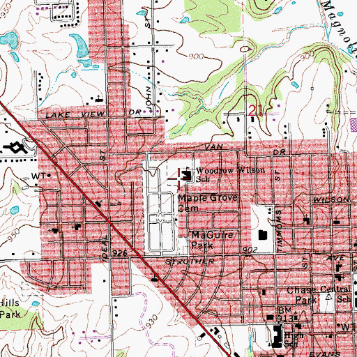 Topographic Map of Woodrow Wilson School, OK