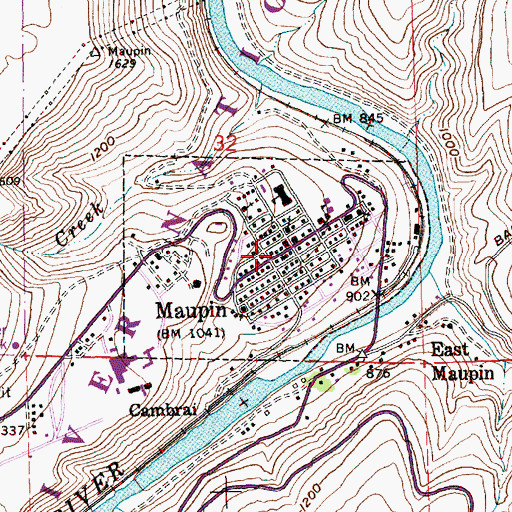 Topographic Map of Maupin, OR