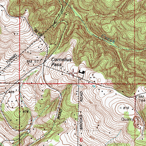 Topographic Map of Skyline Elementary School, OR
