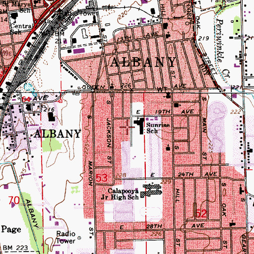 Topographic Map of Sunrise Elementary School, OR