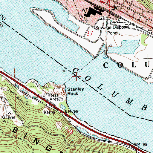 Topographic Map of Bingen Gap, OR