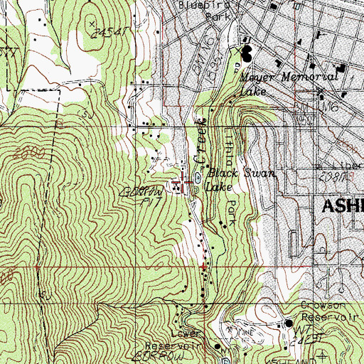 Topographic Map of Black Swan Lake, OR