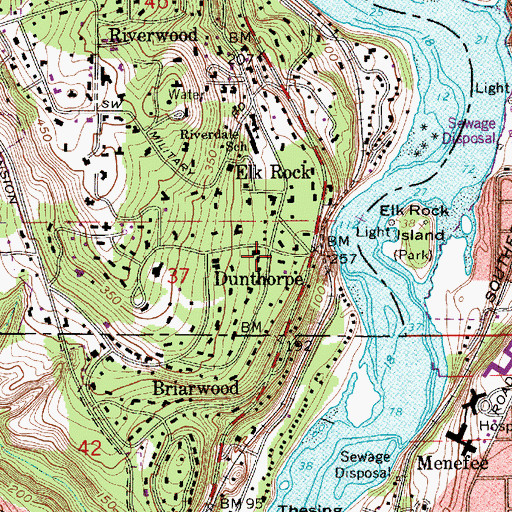 Topographic Map of Dunthorpe, OR