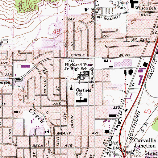 Topographic Map of Linus Pauling Middle School, OR