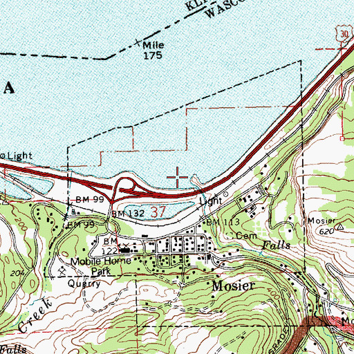 Topographic Map of Mosier Creek, OR