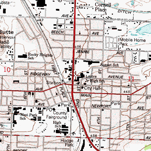 Topographic Map of Armand Larive Middle School, OR