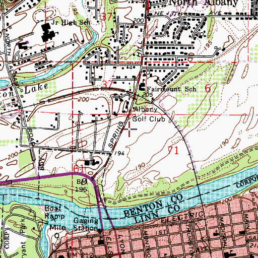 Topographic Map of Albany Golf Club, OR