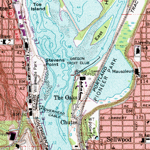 Topographic Map of Oregon Yacht Club, OR