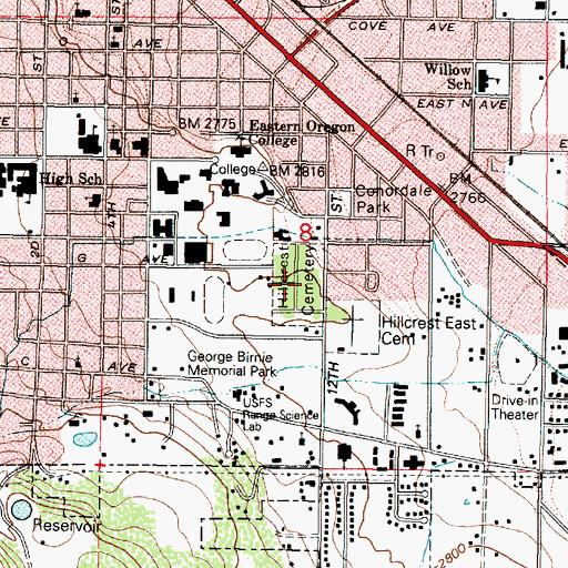 Topographic Map of Hillcrest Cemetery, OR