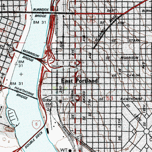 Topographic Map of East Portland Post Office, OR