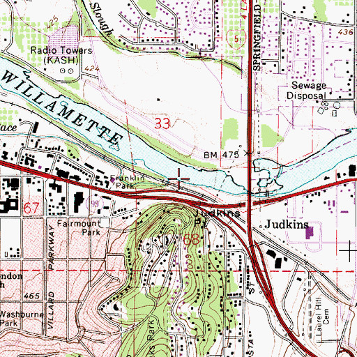Topographic Map of Knickerbocker Bike Bridge, OR