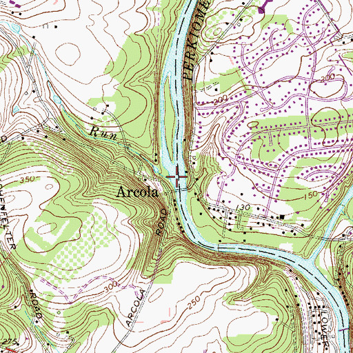 Topographic Map of Doe Run, PA