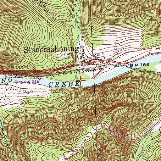 Topographic Map of Grove Run, PA