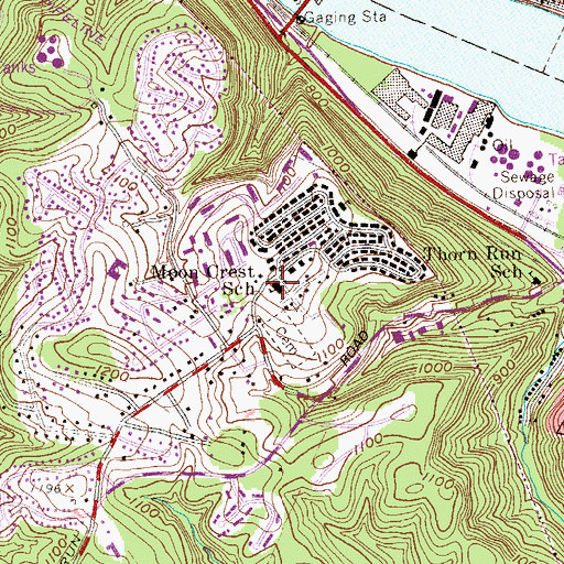 Topographic Map of Moon Crest School, PA