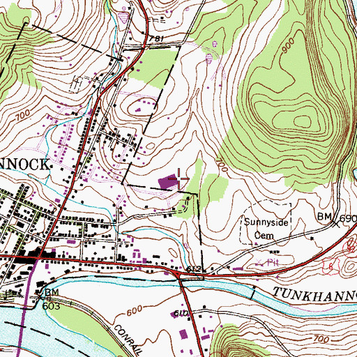 Topographic Map of Roslund Elementary School, PA