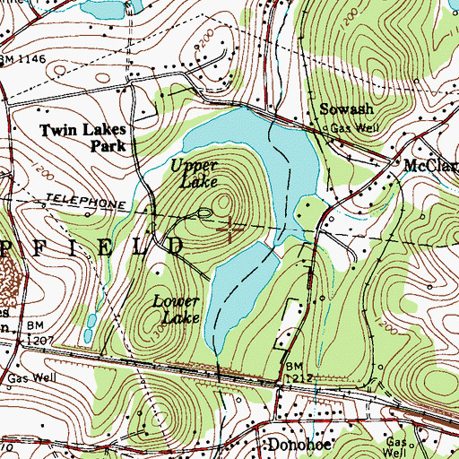 Topographic Map of Twin Lakes Park, PA