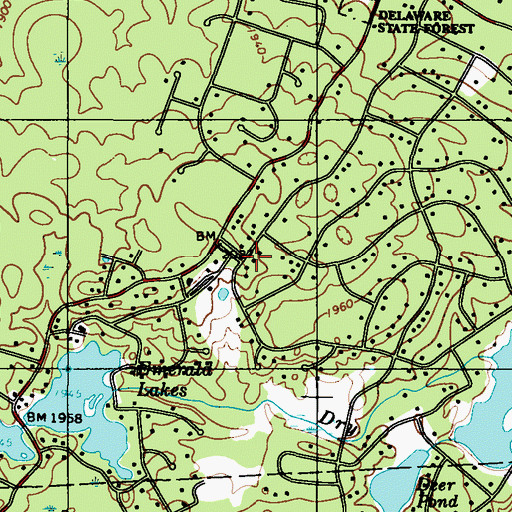 Topographic Map of Emerald Lakes, PA