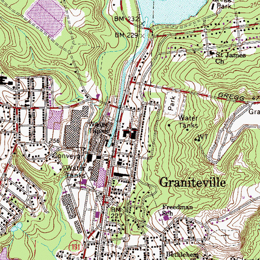 Topographic Map of Leavelle-McCampbell Middle School, SC