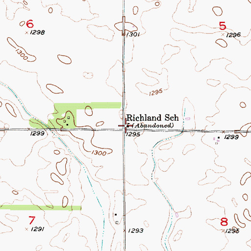 Topographic Map of Richland School, SD